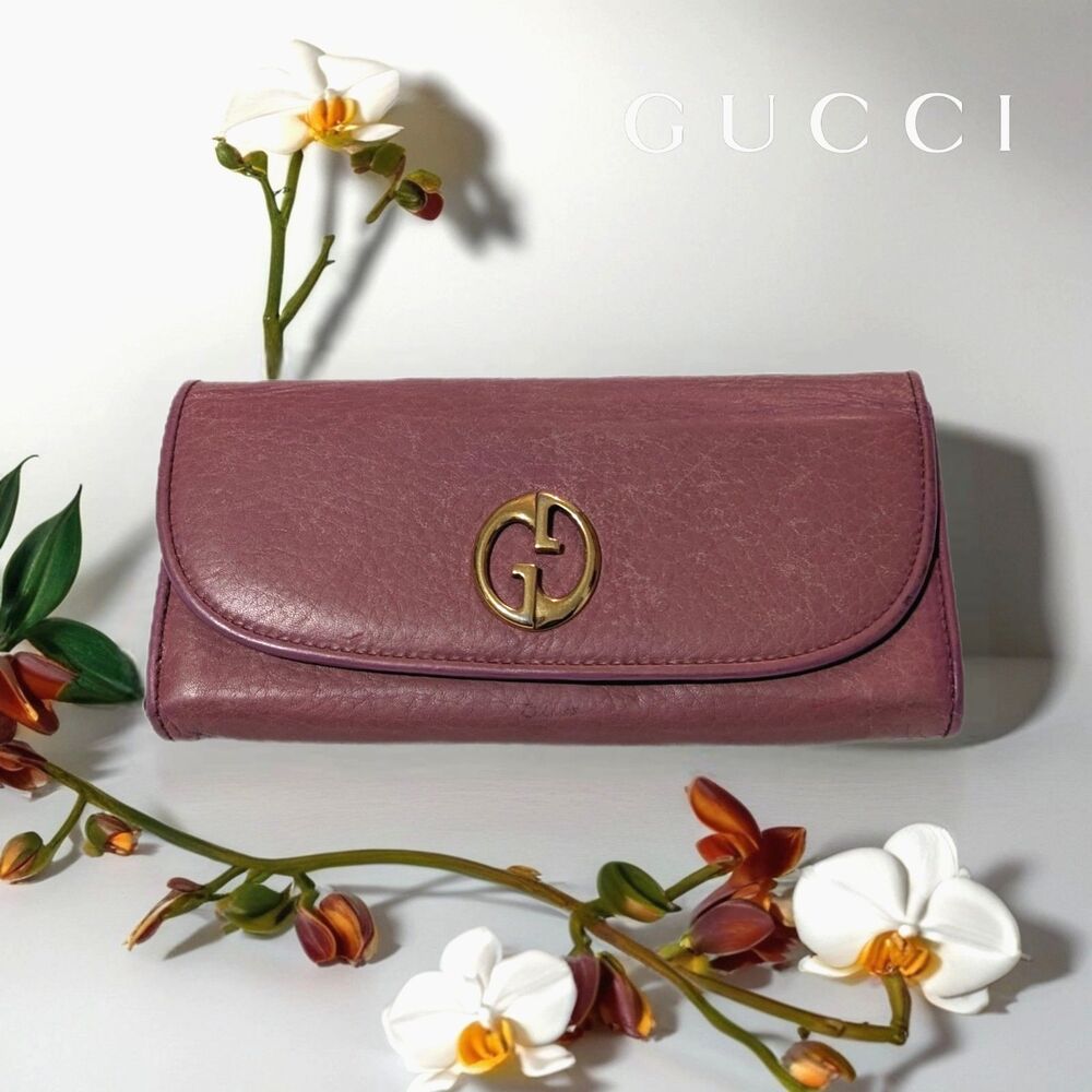 Gucci Pink Leather GG Logo Long Flap Wallet Gold Medallion Made in Italy